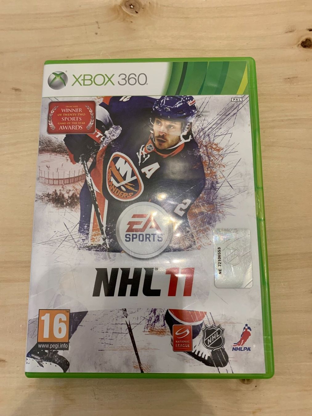Giochi: NHL 11 CH-Edition Xbox 360 – Usato da Dübendorf venduto da CellarSeller