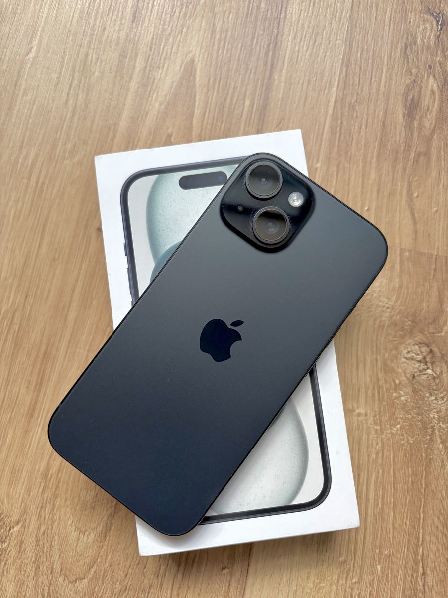 Apple Portables: iPhone 15, 128GB black – D'occasion à Hornussen par Reto138CH 2