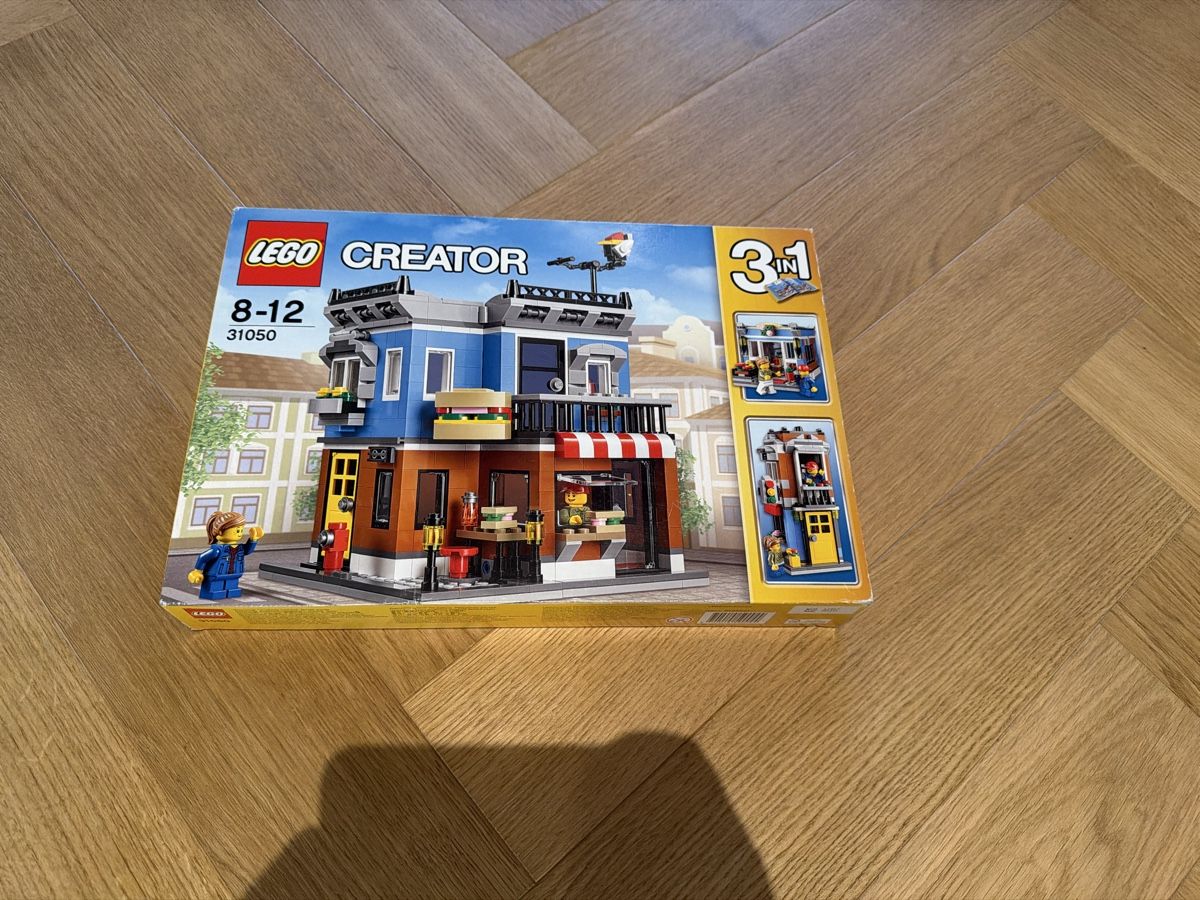 Lego Baukästen: LEGO Creator 31050 - Eckladen-Geschaeft 3in1, Ungeöffnet – Neu und originalverpackt aus Hergiswil NW von lindiz