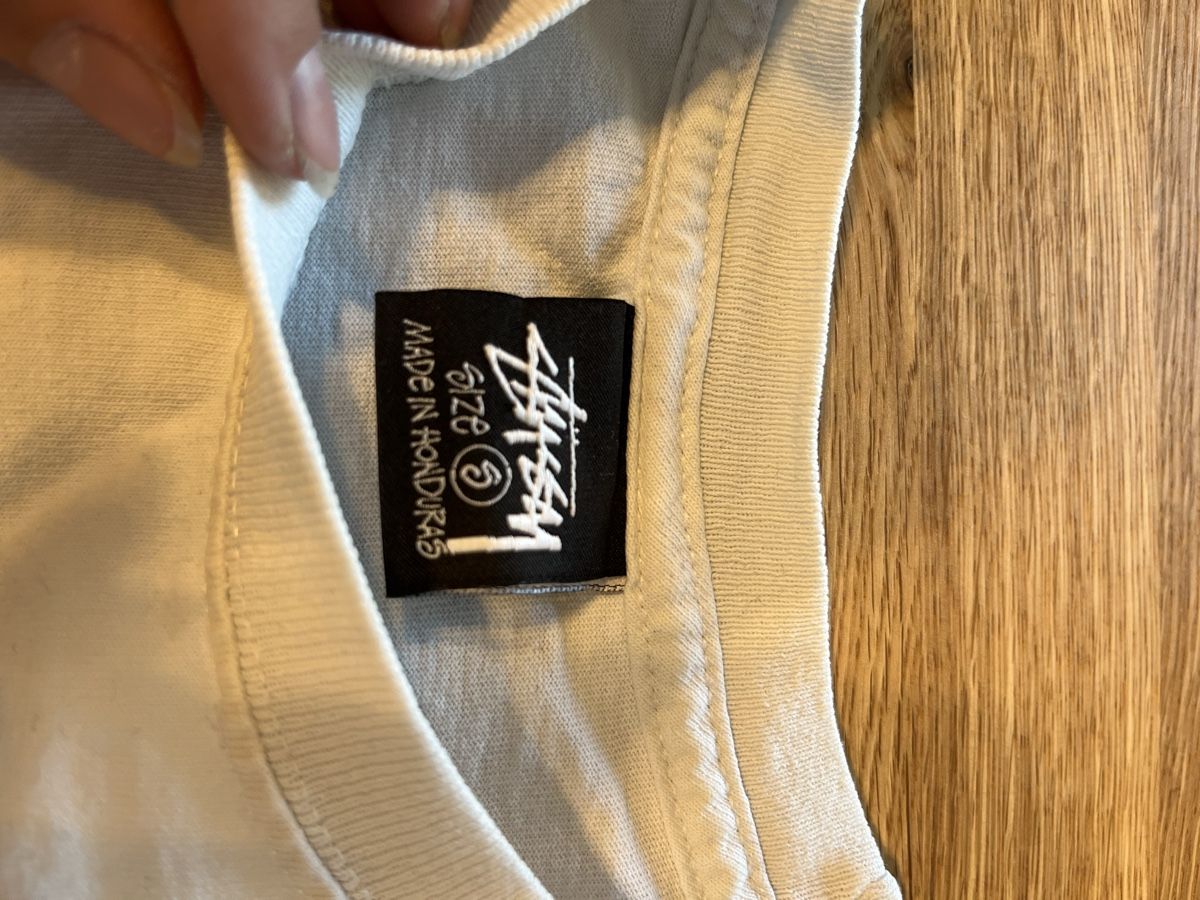 Stüssy T-shirt: Stüssy T-Shirt – Usato da Detligen venduto da mar_glh2 1