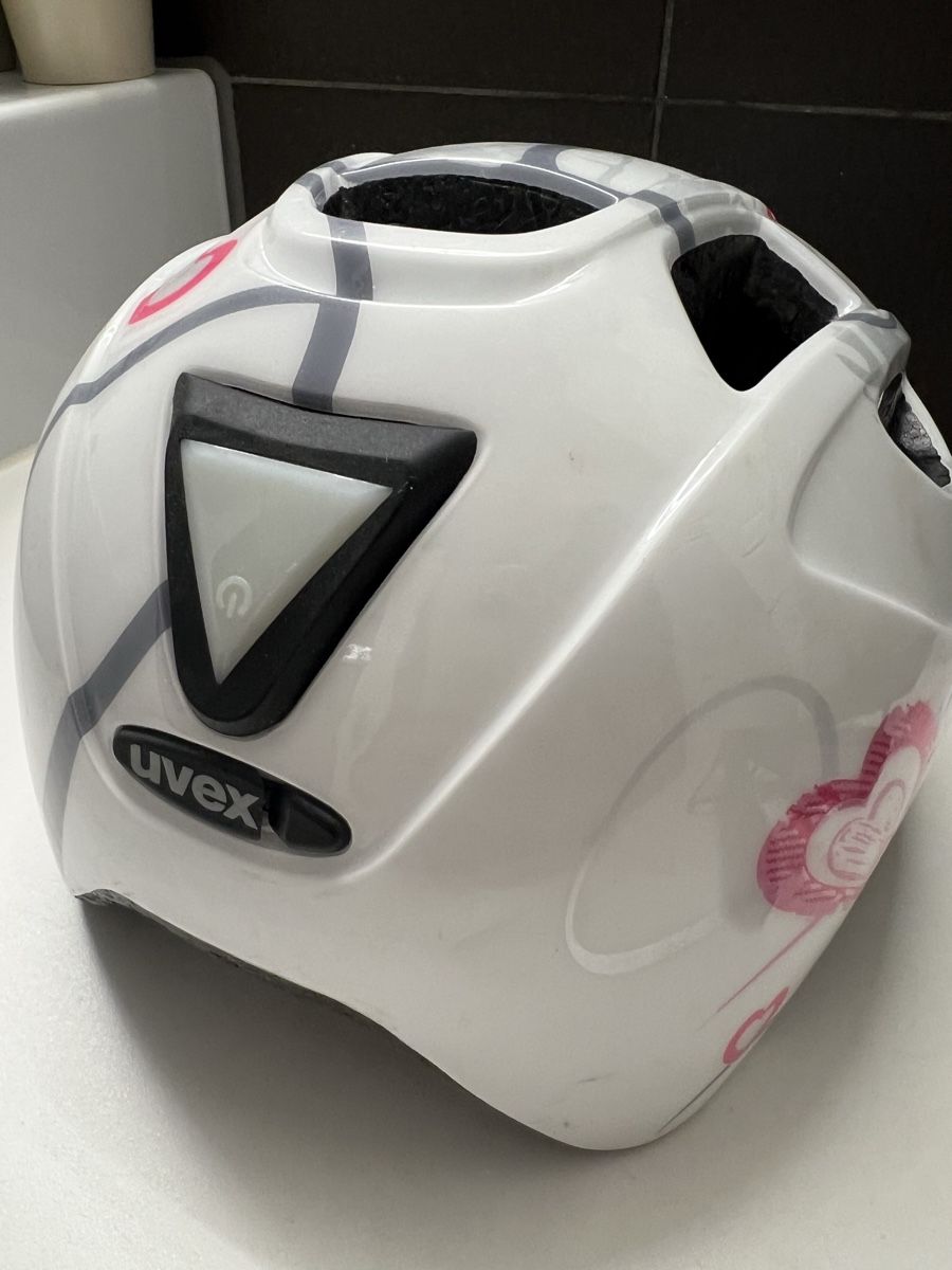 Uvex Caschi: Kinder Velohelm uvex – Usato da Stettlen venduto da t.rentsch 1