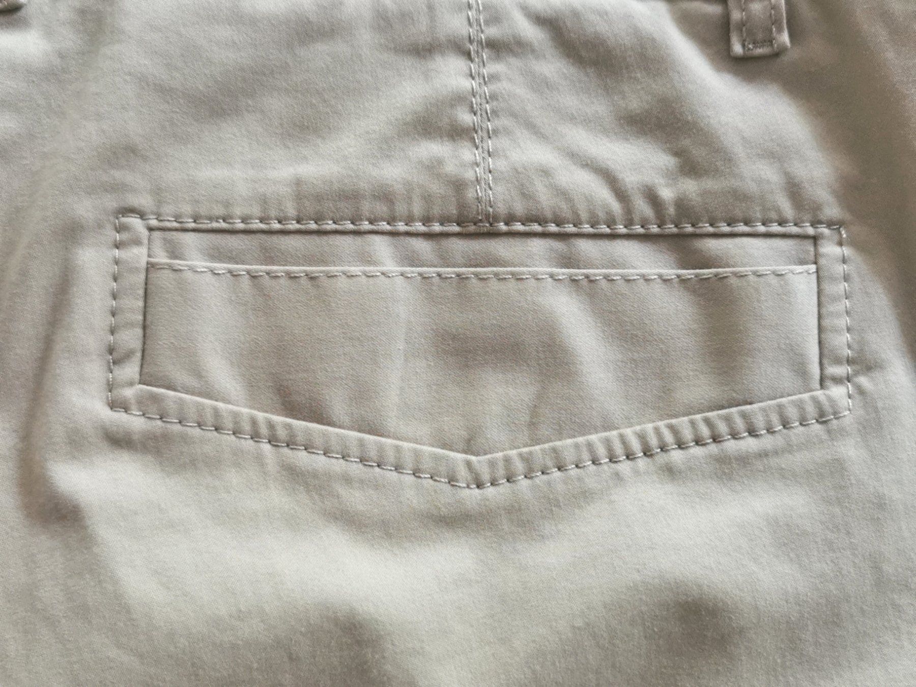 Marc Cain Pantaloni: Marccain Chinohose Gr.4 L – Usato da gachnang venduto da tibus1 4