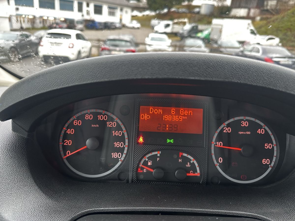 Peugeot Veicoli commerciali: PEUGEOT Boxer /  KIPPER ab MFK – Usato da Luzern venduto da Swiss-Garage 2