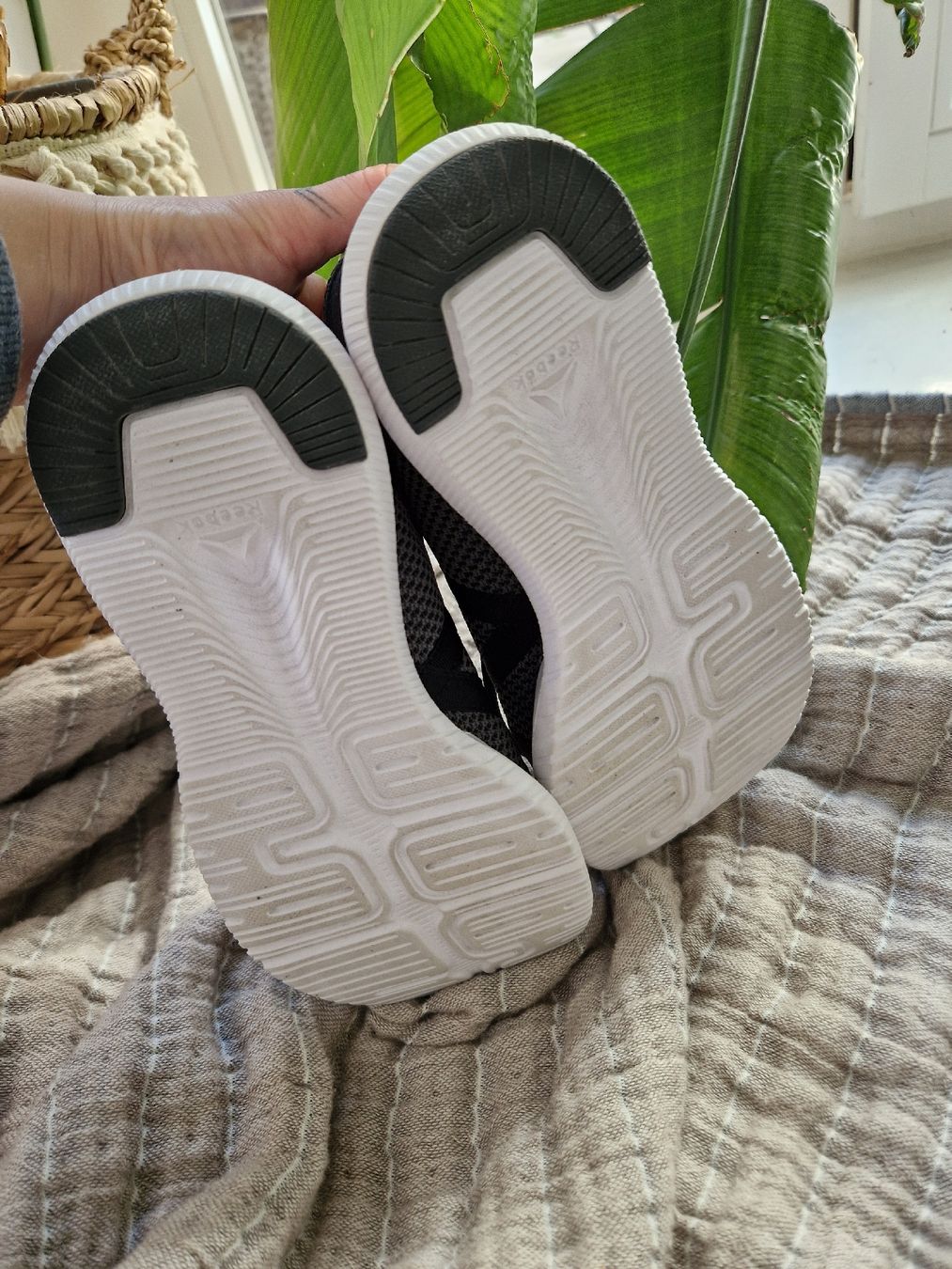 Reebok Damenschuhe: Reebok Schuhe, Grau/Schwarz, Gr. 36 – Gebraucht aus Lachen SZ von janapolar 4