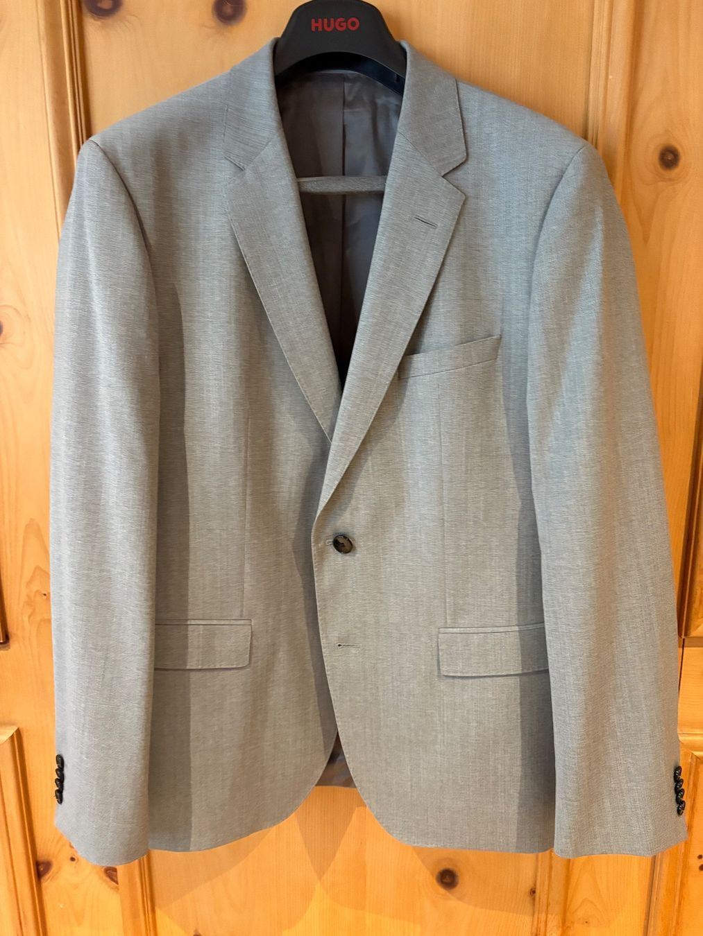 Hugo Boss Anzüge: ZWEITEILIGER HUGO BOSS ANZUG – Neu (gemäss Beschreibung) aus Pontresina von Malu24 1