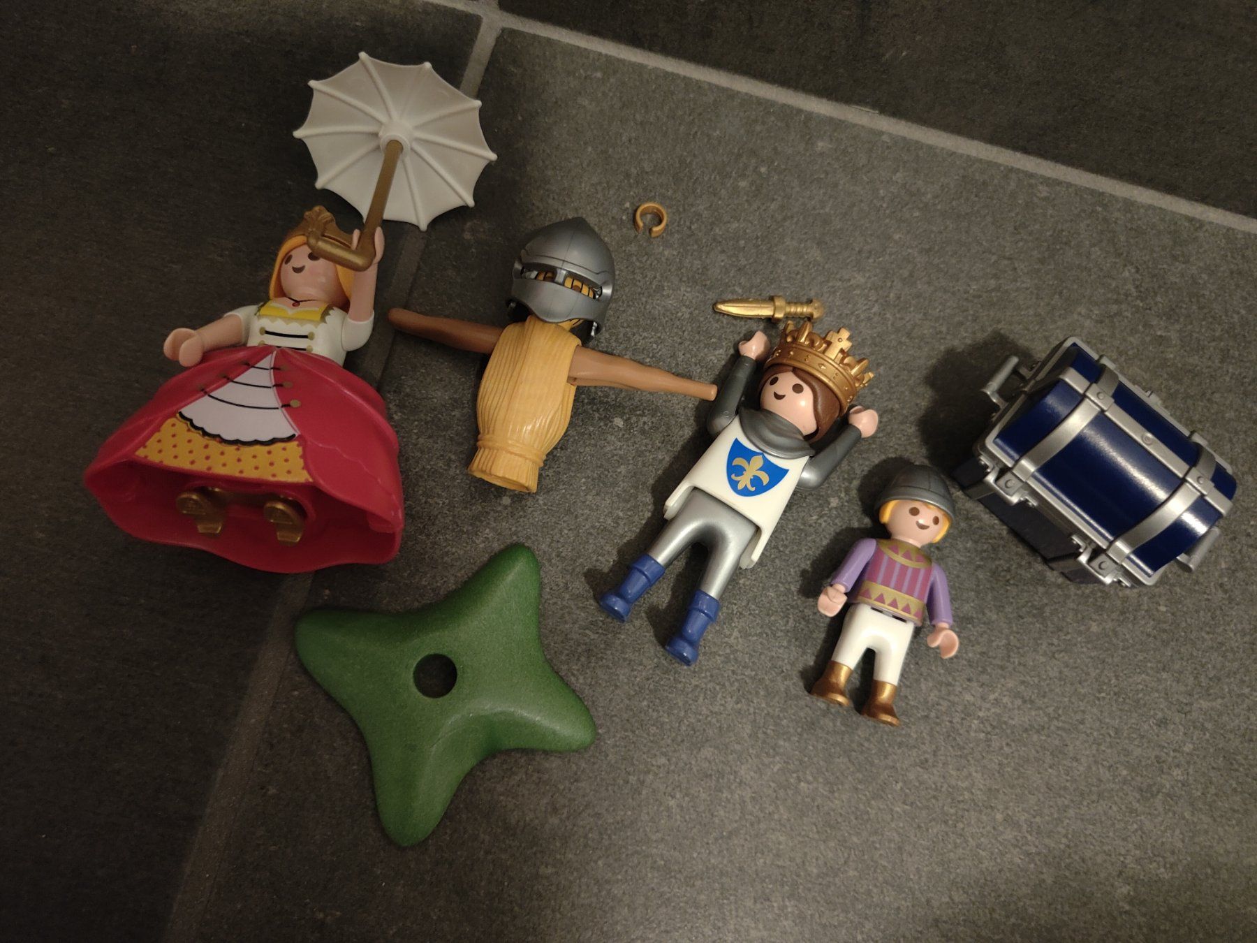 Playmobil Giocattoli: Playmobil Ritterburg – Usato da Zuzgen venduto da rom_g2sk 3