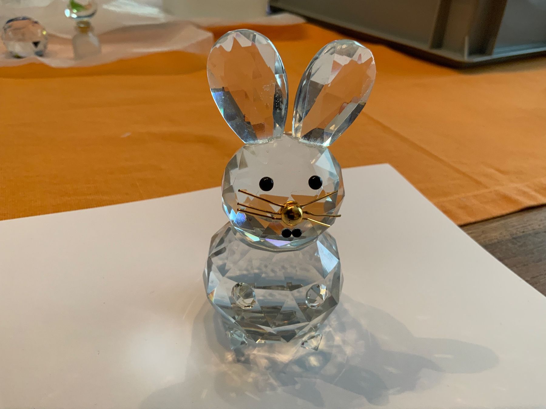 Swarovski Statuette: Süsser Kristallhase, von Swarowski – Usato da Schübelbach venduto da Hecht11. 1
