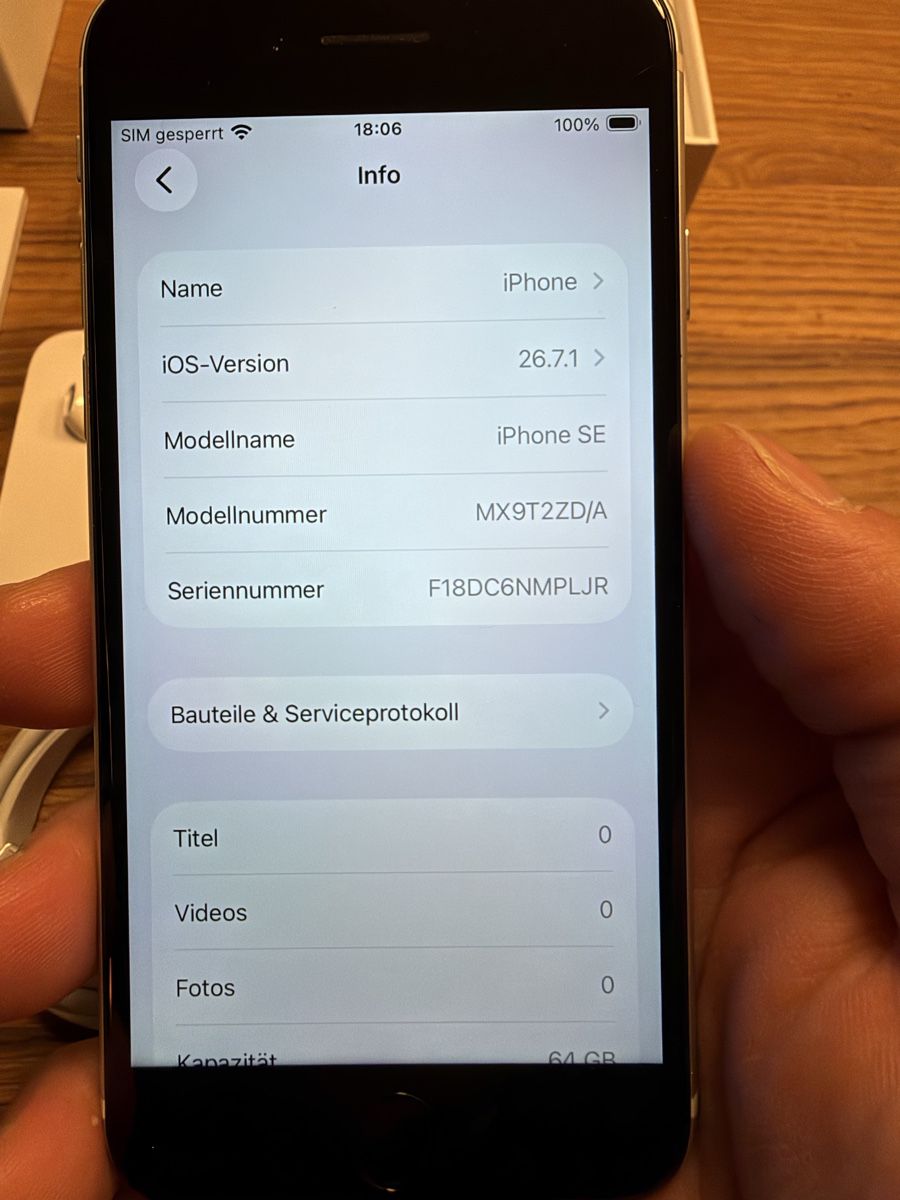 Apple Telefoni cellulari / Smartphones: iPhone SE 2. Gen. mit 64 GB Speicher – Usato da Inwil venduto da blue_ninja 4