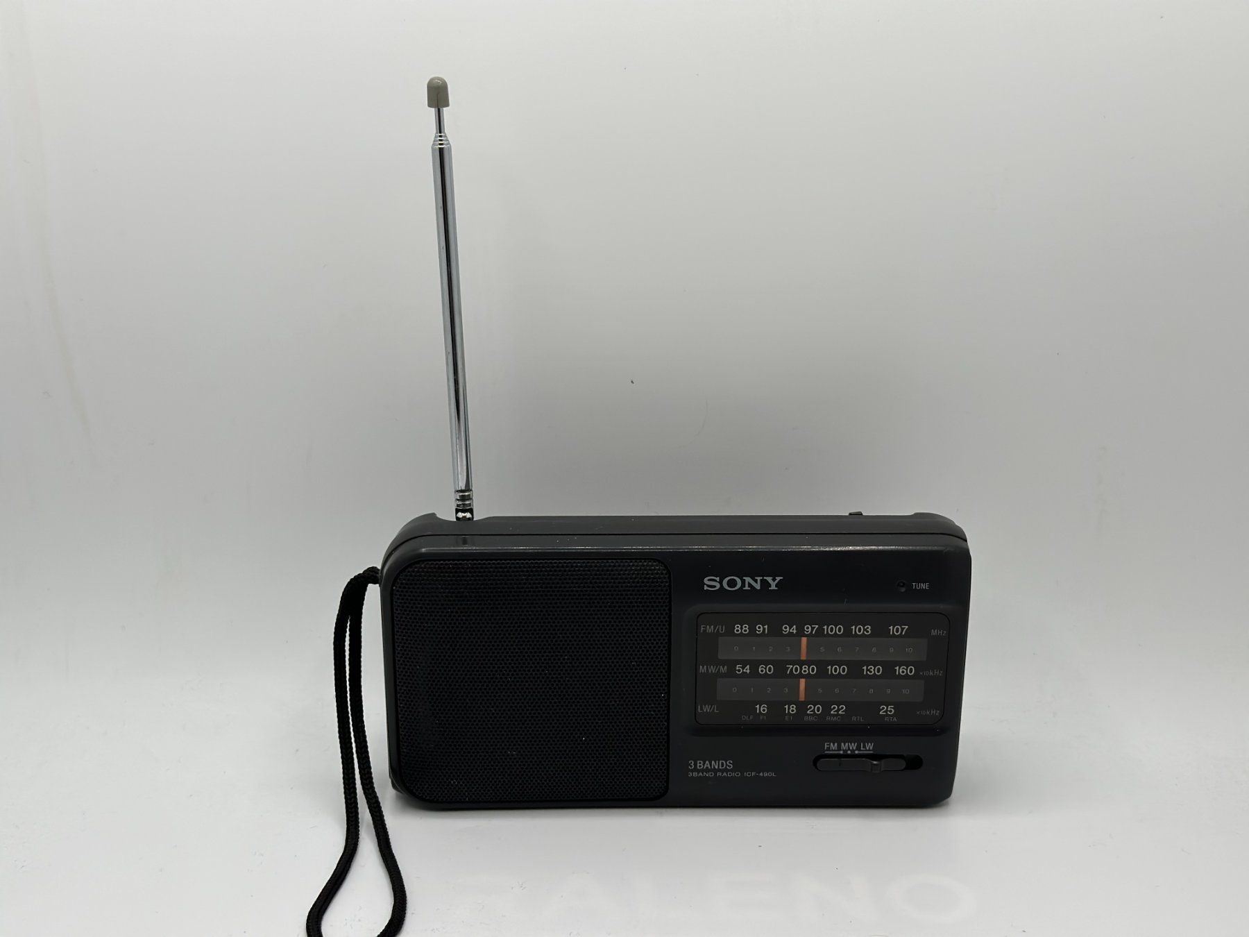 RADIO Vintage of 1991 ! Sony ICF-380L + Test OK ! (D'occasion) à Genève