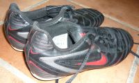 Fussballschuhe / Schuhe Nike Gr 37.5