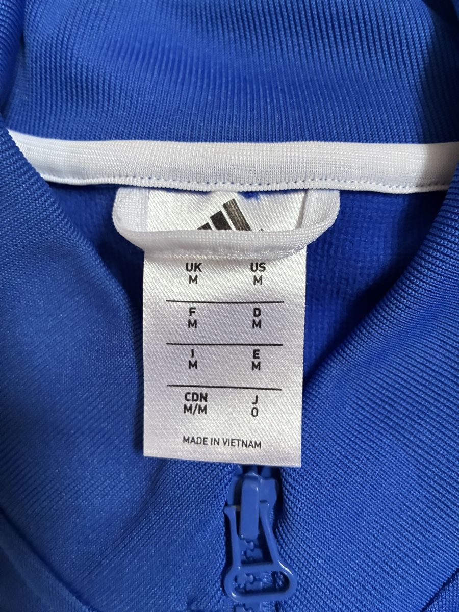 Adidas Jacken: Sportblouson – Neu (gemäss Beschreibung) aus Abtwil SG von Verena-Elisabeth 2