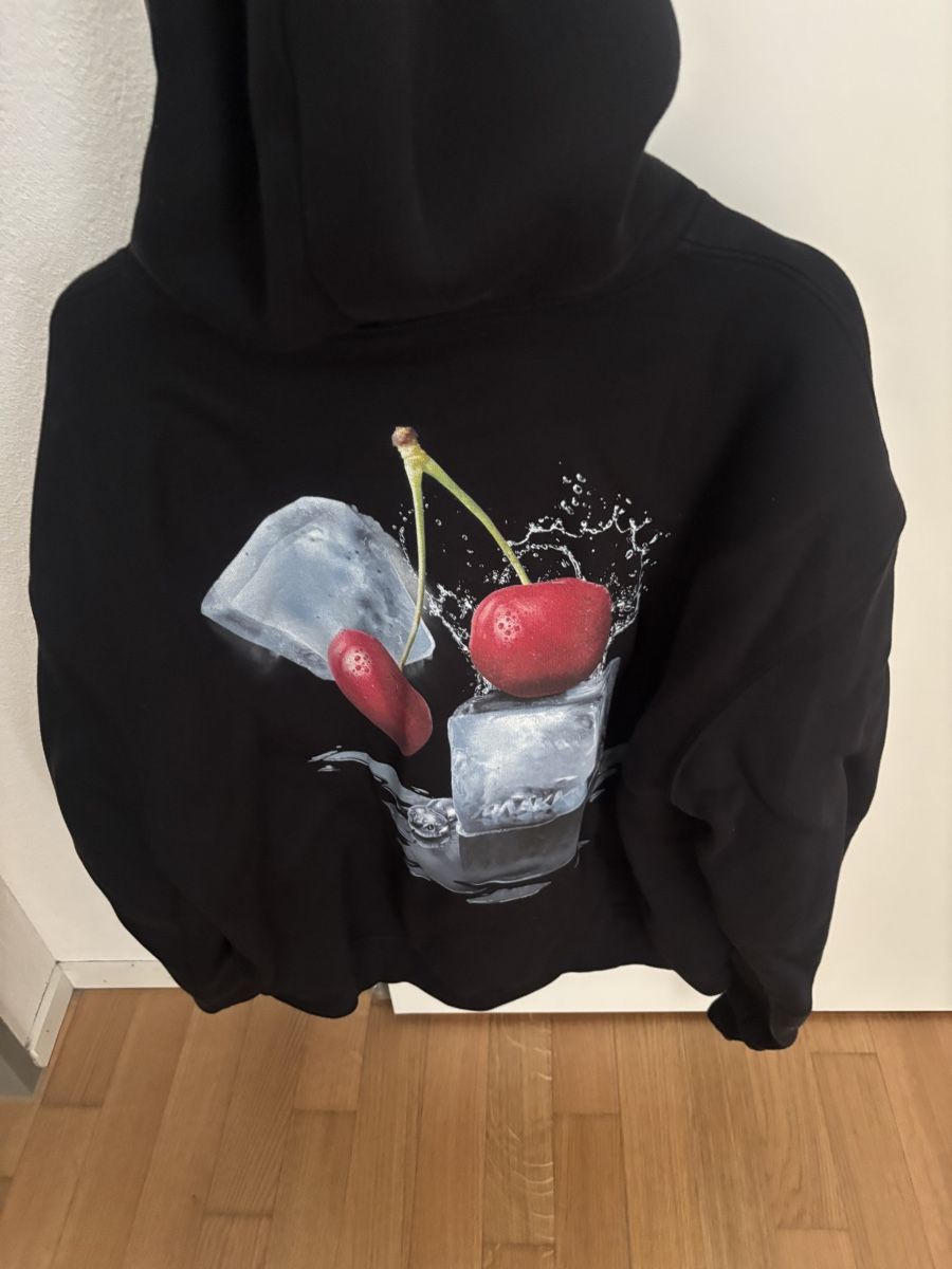 Ola Kala Pullover & Sweatshirts: Olakala Hoodie – Gebraucht aus Rorschach von Mazzriki 1