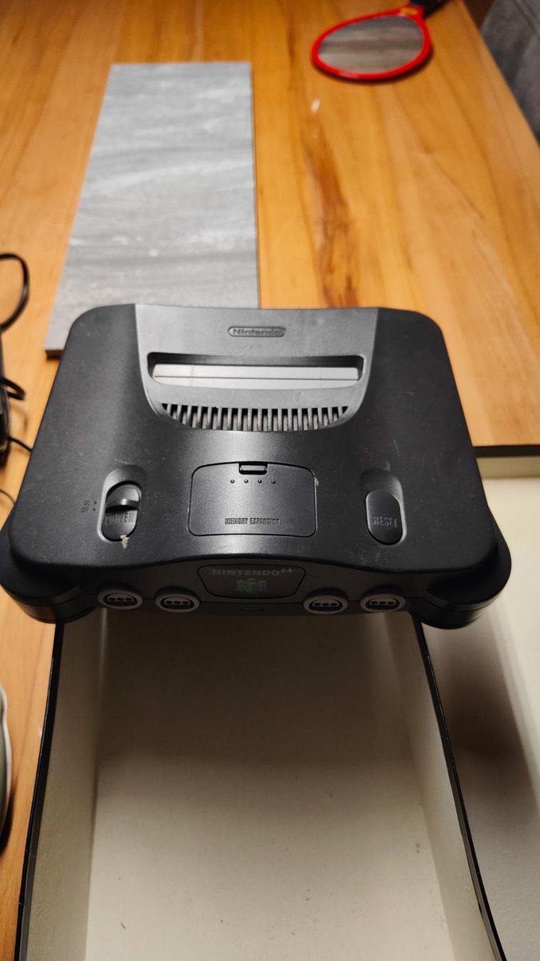 Nintendo Konsolen: Nintendo 64 – Defekt aus Biberist von Debbi1989