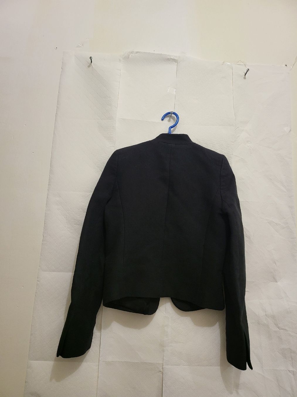 Sandro Giacche: Veste Sandro noire, taille 36 - Élégance et confort – Usato da Niedergösgen venduto da Eva2410 1