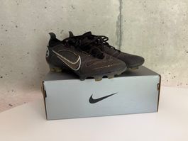 NIKE Mercurial Vapor - Fussballschuhe, Gr. 39