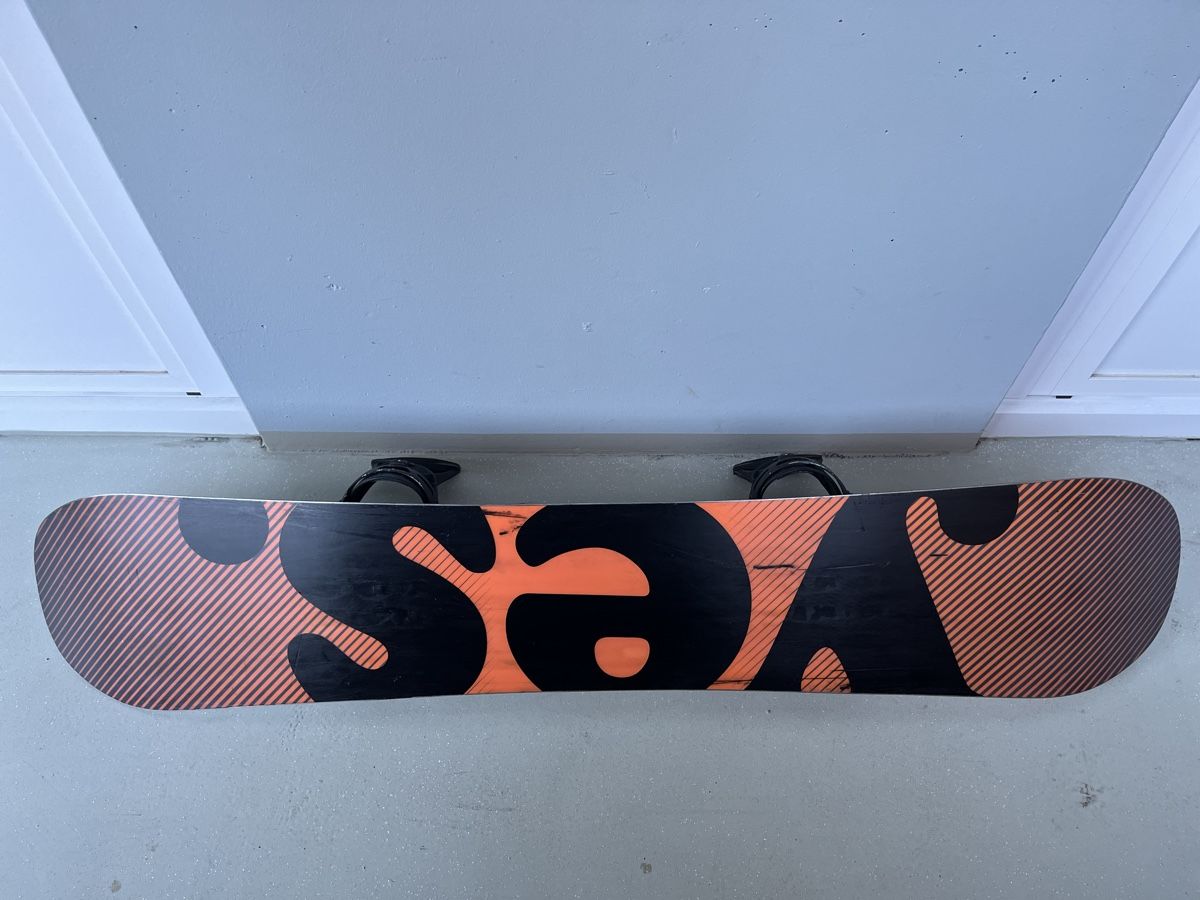 Board: Snowboard YES The Jackpot 154cm inkl. Bindung – Usato da Horgen venduto da pupcia01 6