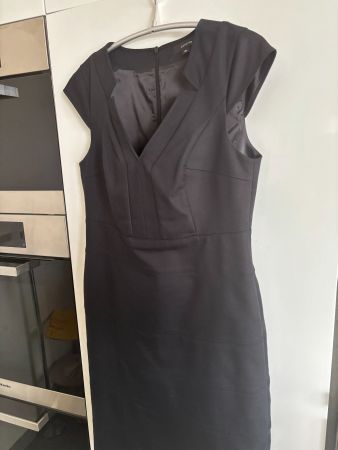 Kleid Comma, Grösse 38, gefüttert, top Zustand