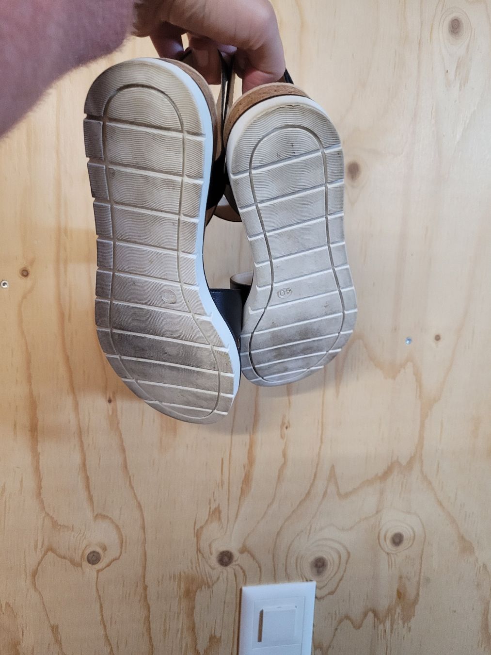 Chaussures femmes: Damen Sandalen 40  – D'occasion à Zihlschlacht par Sun25 3