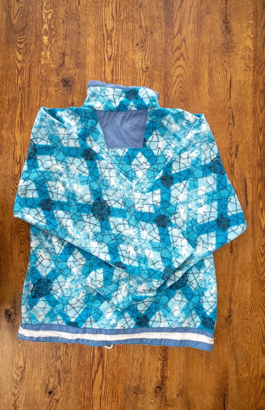 Pullover & Sweatshirts: Vintage Pullover – Gebraucht aus Interlaken von mitk 1
