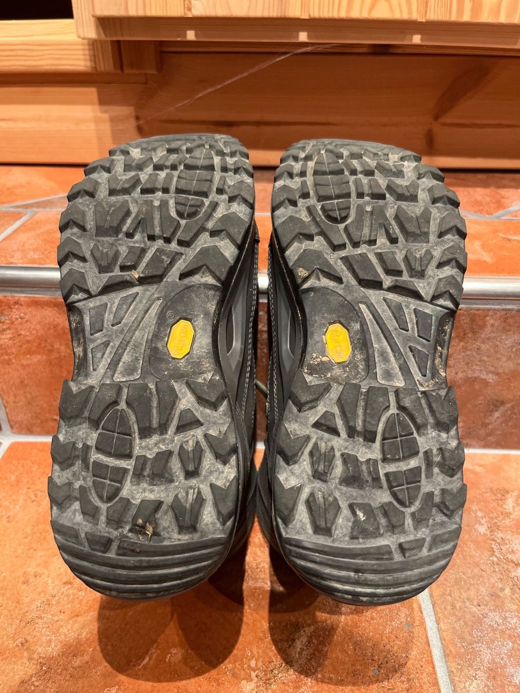 Lowa Scarpe da uomo: Wanderschuhe Lowa kaum gebrauchter Zustand – Usato da Rikon im Tösstal venduto da GubMi 3
