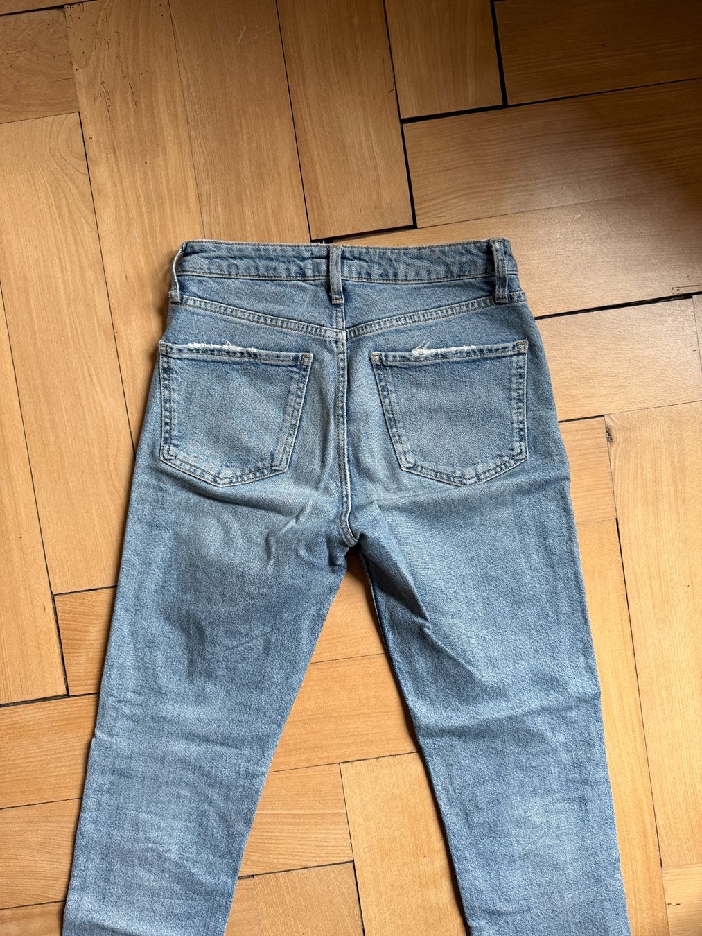 Zara Jeans: ZARA - Jeans hellblau 36 – Gebraucht aus Zürich von Diazaio 2