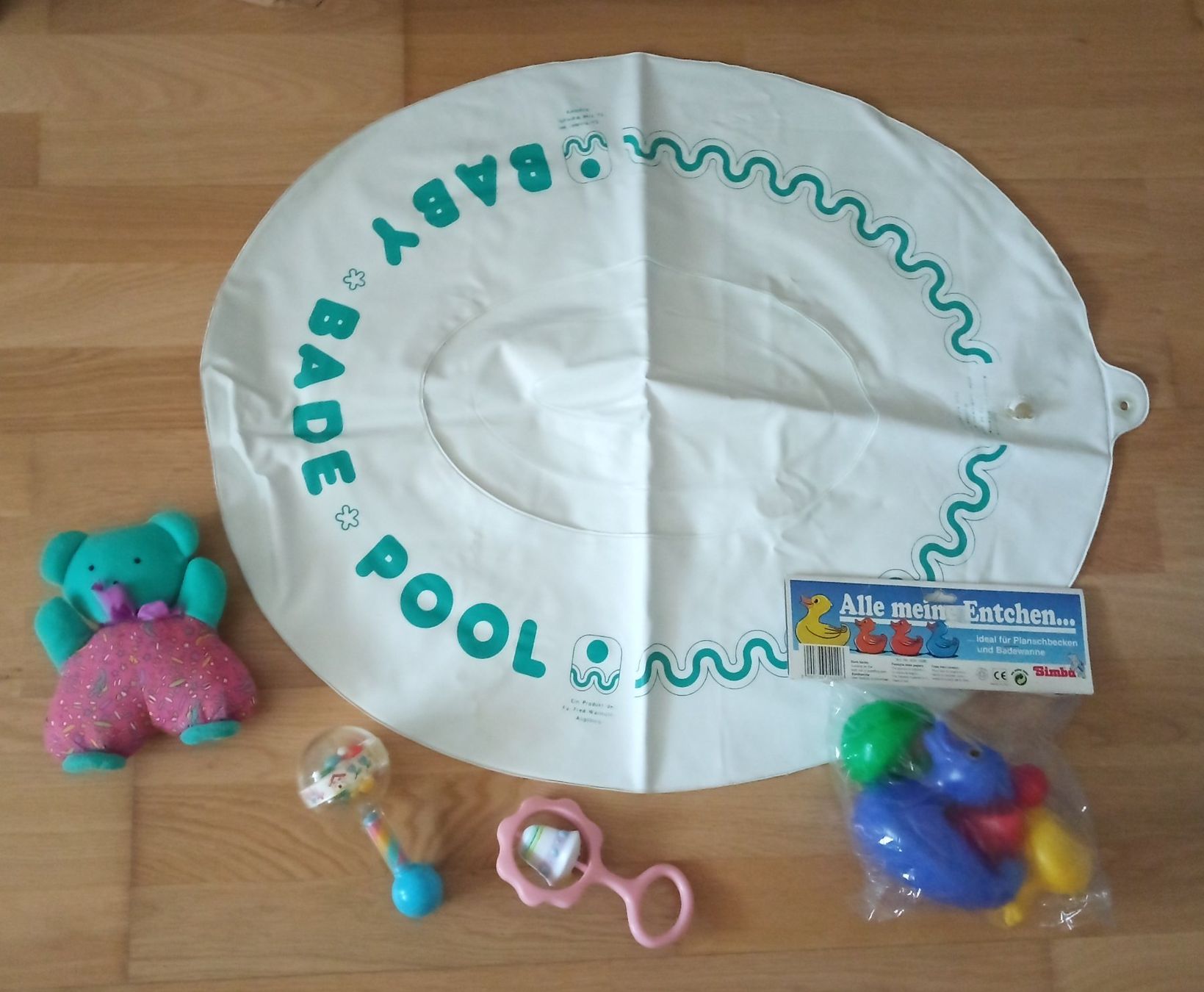 Piscine: Baby Pool + Spielzeug – Usato da Schwarzenburg venduto da Miri13