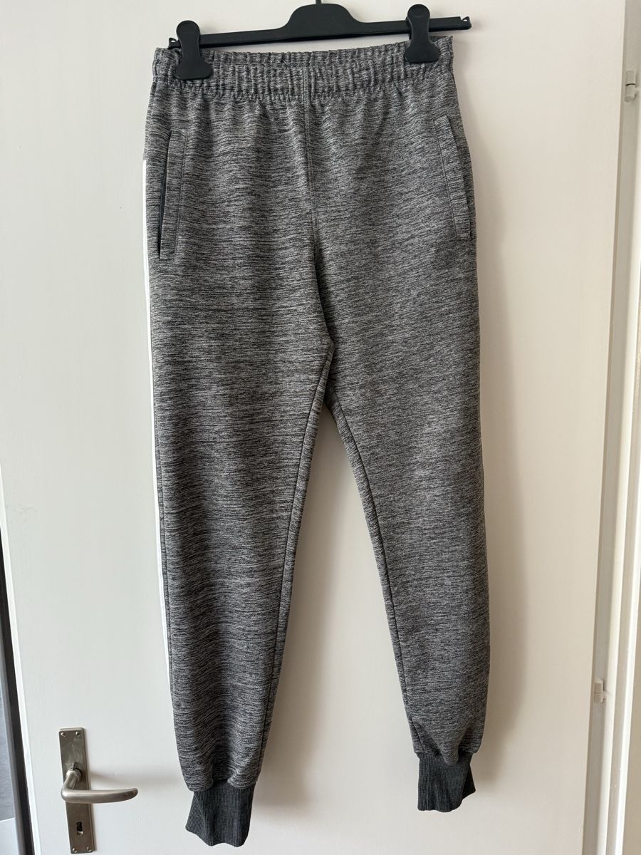 Pantaloni: Trainerhose  – Usato da visp venduto da Kmemo1 3