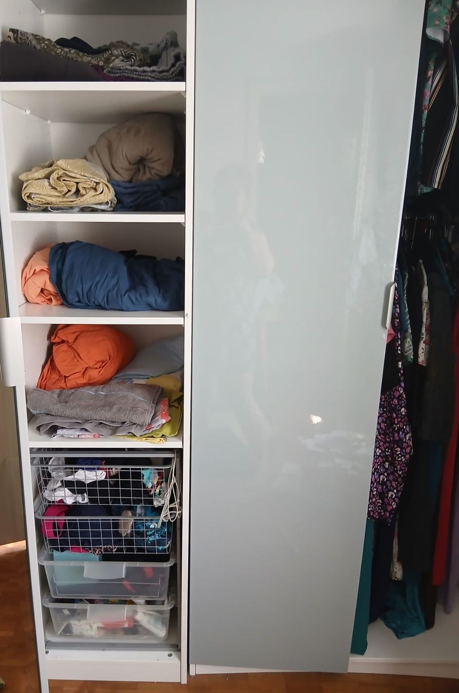Ikea Armadi: Ikea Pax Schrank mit Spiegel – Usato da Zürich venduto da mel_2by5 1