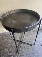 Designer Metalltisch – Eleganz trifft Funktionalität