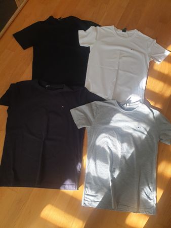Quatre t-shirt 