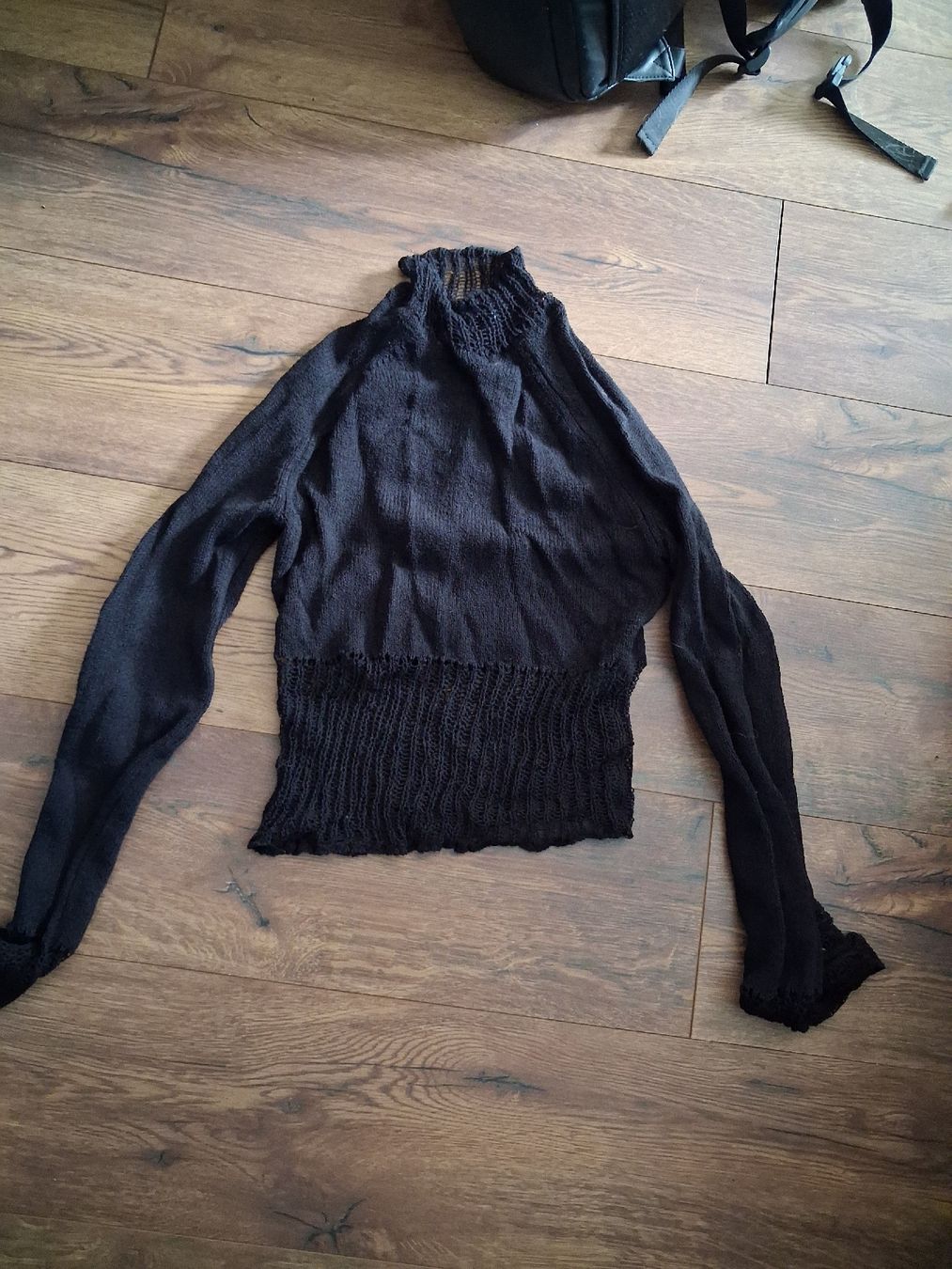 Maglioni & Felpe: Damen Pullover schwarz Grösse M feine Strickware – Nuovo (secondo la descrizione) da Sevelen venduto da rot_7p8z