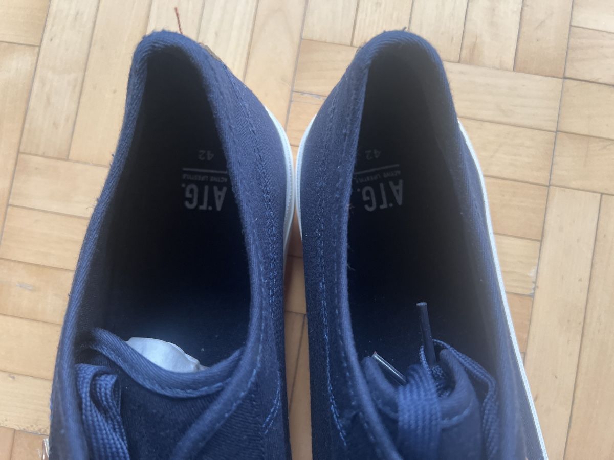 Chaussures hommes: Neue ATG Sneaker Gr. 42 - Navy Blau – Neuf avec emballage d'origine à Schaffhausen par Shiva_70 1