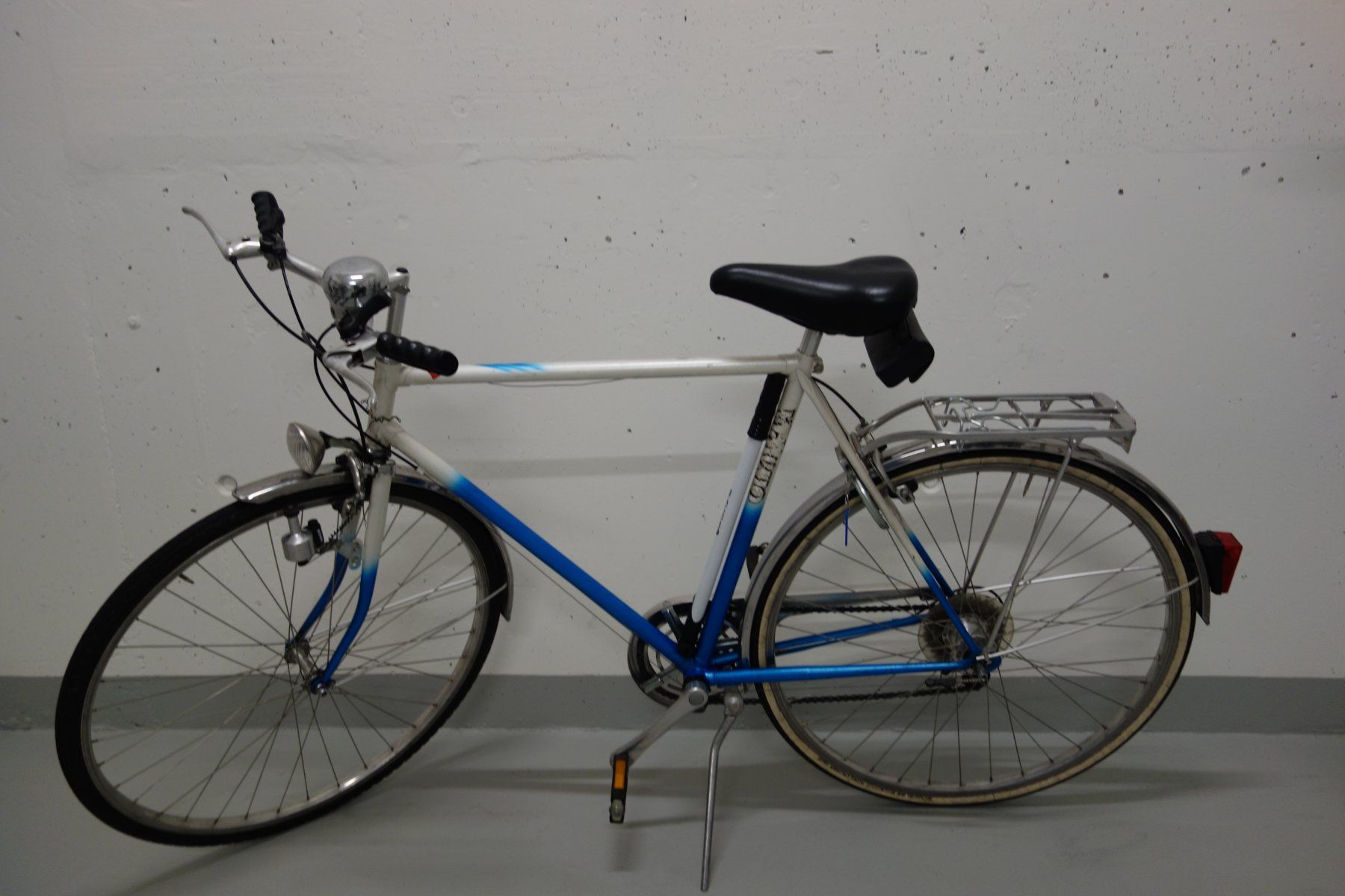 Vélos: Altes Fahrrad – D'occasion à Stein AG par 8wow7