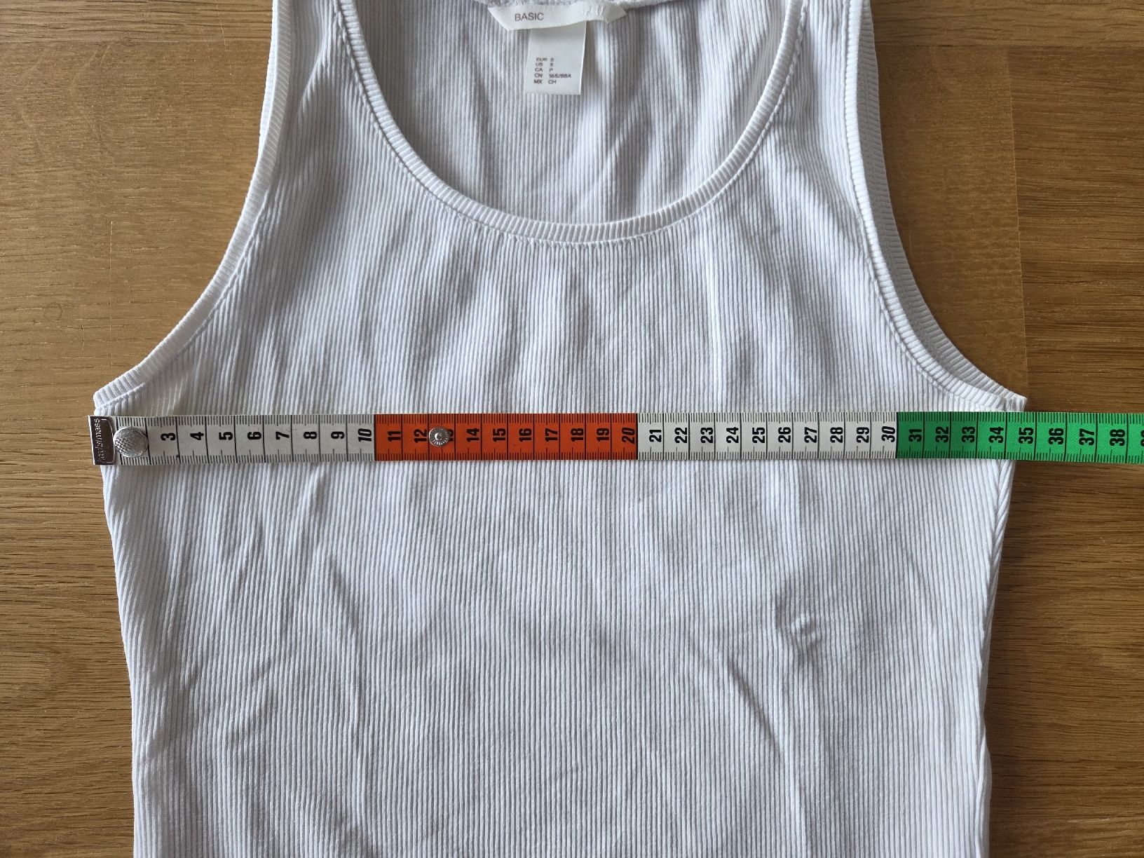 H&M Tops: Geripptes Top weiss Gr. S – D'occasion à Villars-sur-Glâne par richardette 5