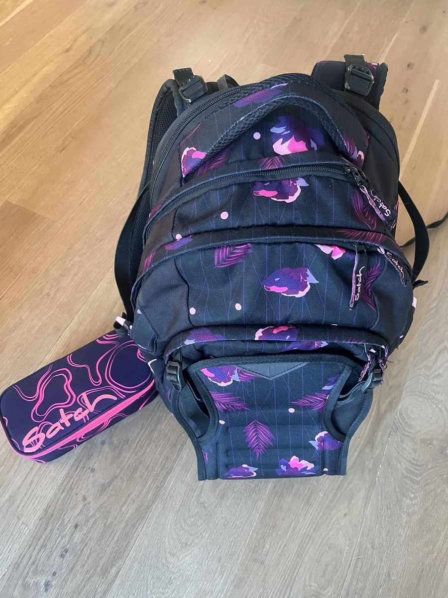 Rucksäcke: SATCH Rucksack Backpack "Mystic Nights" + Pencil Case – Gebraucht aus Bottmingen von petertrybus