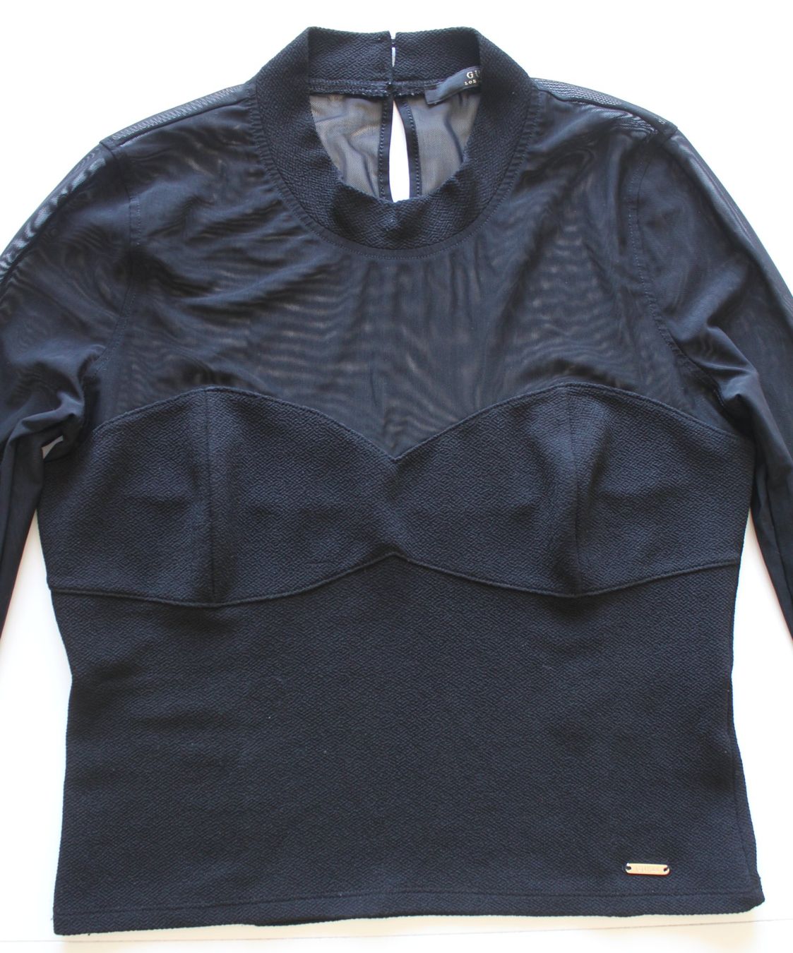 Guess T-shirt: T-shirt Guess t. L – Usato da Peseux venduto da Gilloss 2