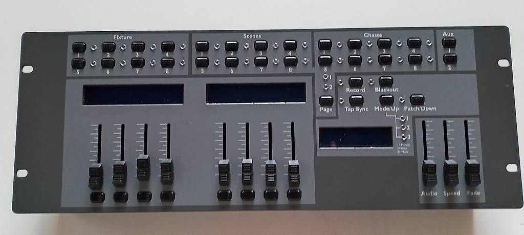 Mischpulte: Lichtmischpult Showtec LED Commander Pro  – Gebraucht aus Kriens von wam-ho6 1