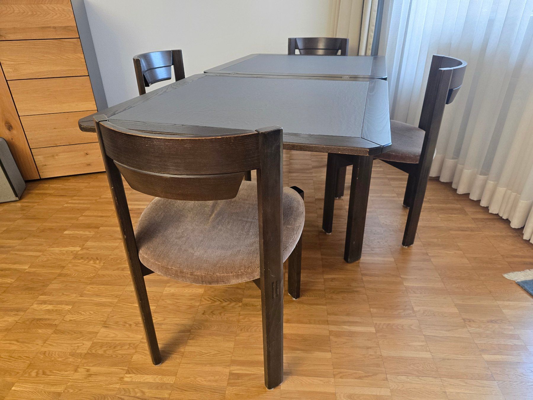 Tische: Esstisch Schieferplatte mit 4 Stühlen erweiterbar – Gebraucht aus Zürich von and_8jnp 3