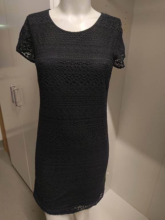 Kleider: 5x schwarze Cocktailkleider Gr. S/M – Gebraucht aus Nänikon von Manta87 4