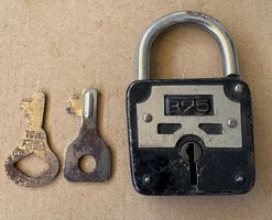 VINTAGE VORHÄNGESCHLOSS MIT 2 SCHLÜSSEL