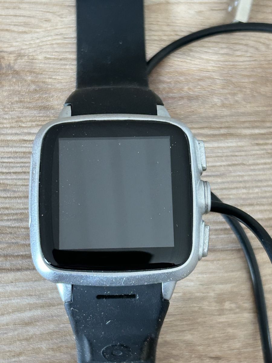 Smartwatch: Smartwatch mit Touchscreen – Usato da möhlin venduto da Caja1 1