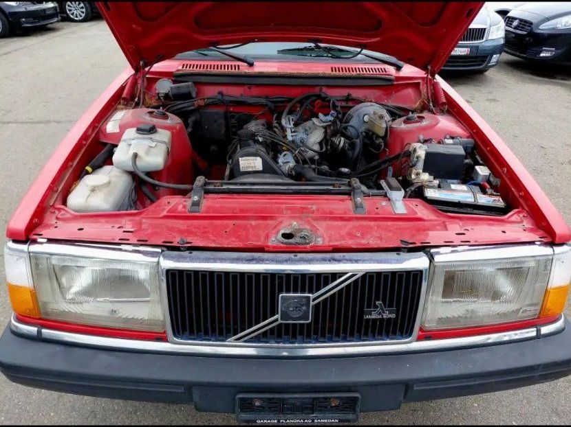 Volvo Autos: volvo 240 Classic – D'occasion à Peseux par tch_7l5b 8