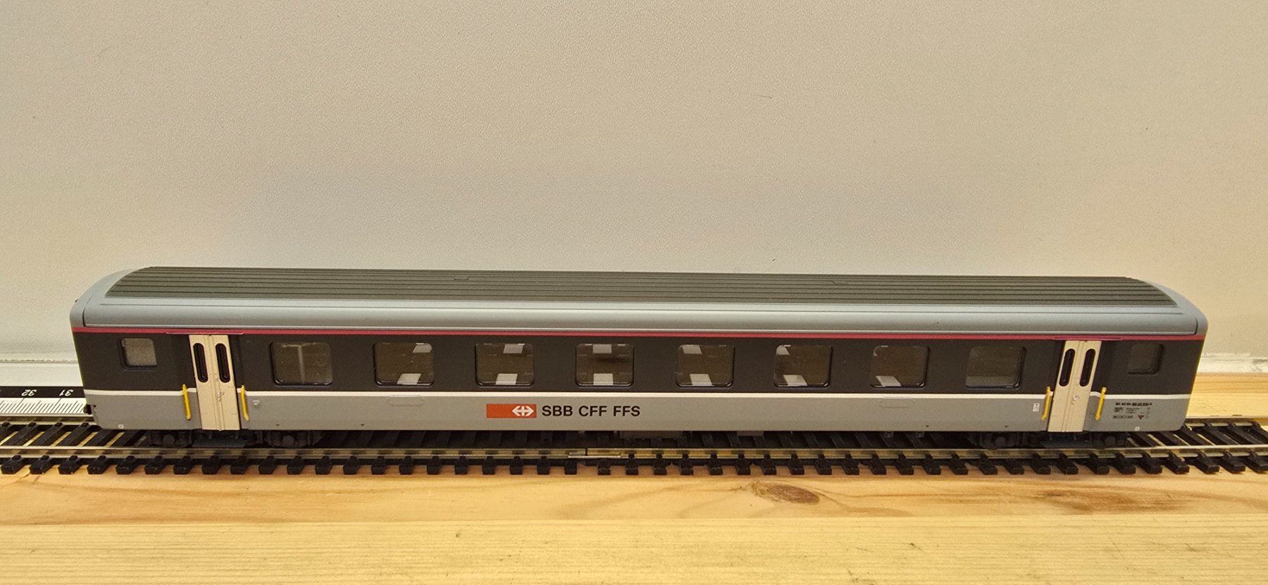 Roco Modellini di ferrovie: Roco 44320 - SBB EW II Wilhelm Tell – Nuovo (secondo la descrizione) da Büsserach venduto da ModellbahnDepot 3