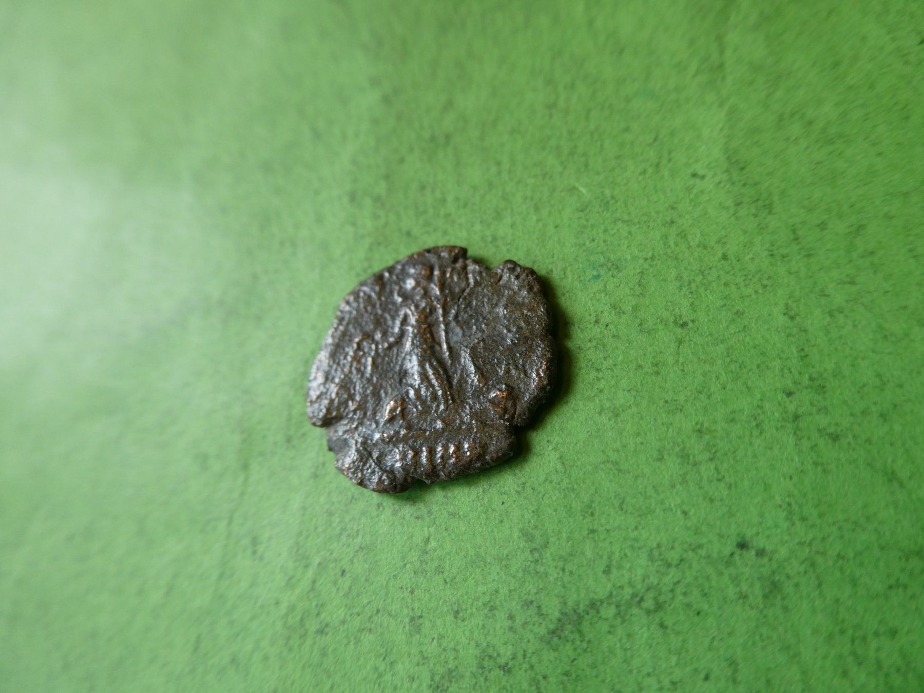 Alle Münzen: uralte   Bronzemünze  17 mm  2.21 g – Gebraucht aus Hinterforst von Rohusri 3