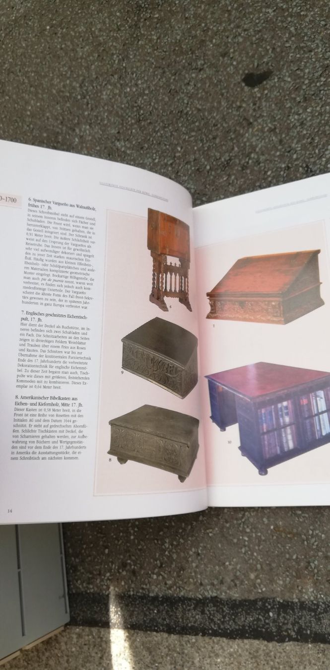 Bücher: Schreibtische - Illustrierte Geschichte der Möbel – Gebraucht aus Thun von Matthias72 5