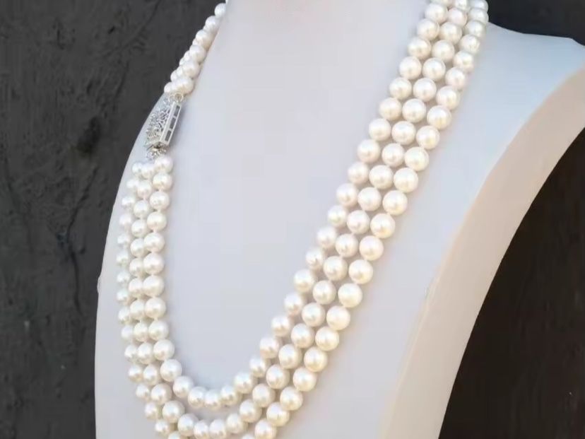 Ketten: Collier trois rangs de perles fermoir argent – Neu und originalverpackt aus St-Maurice von Sandrinette123 3