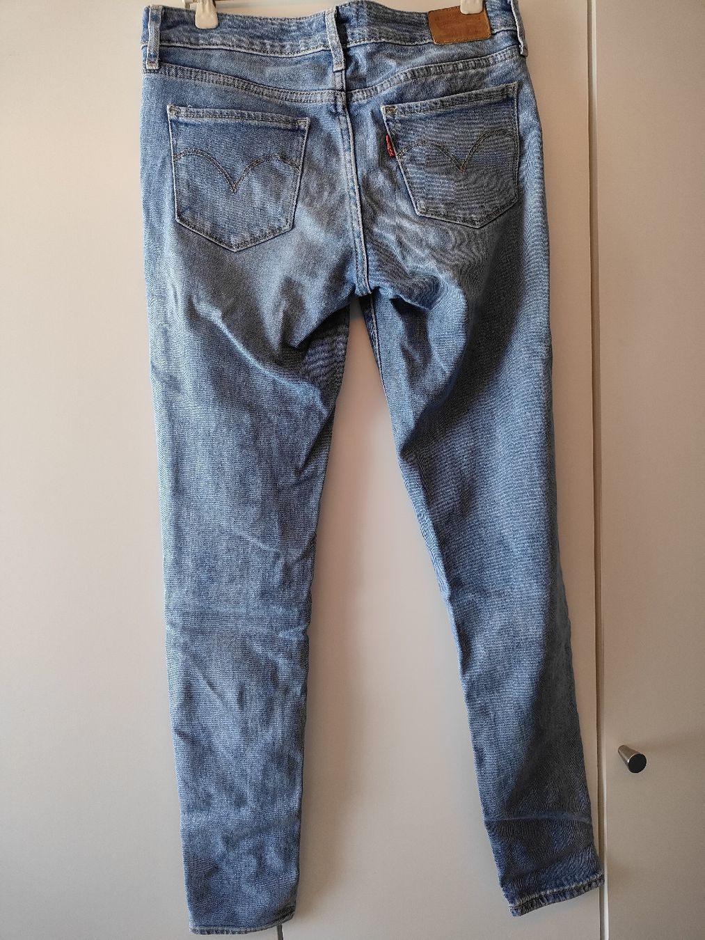 Levi's Jeans: Levi's 711, Grösse 25 – Usato da Einsiedeln venduto da TheMullets_wife 1