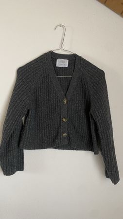 Zara 🌸modische Mädchen 🌸Strickjacke Gr. 140