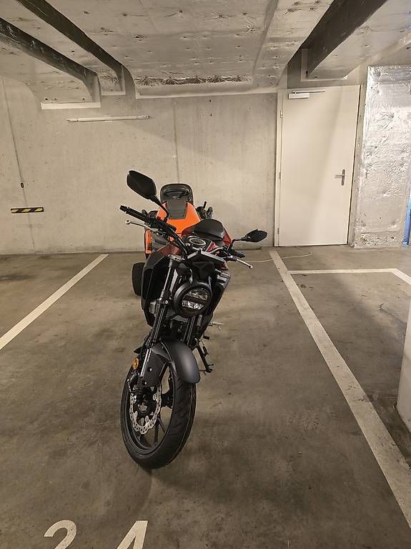 Strasse: Honda cb125r – Gebraucht aus Lausanne von rub_y8bx 2