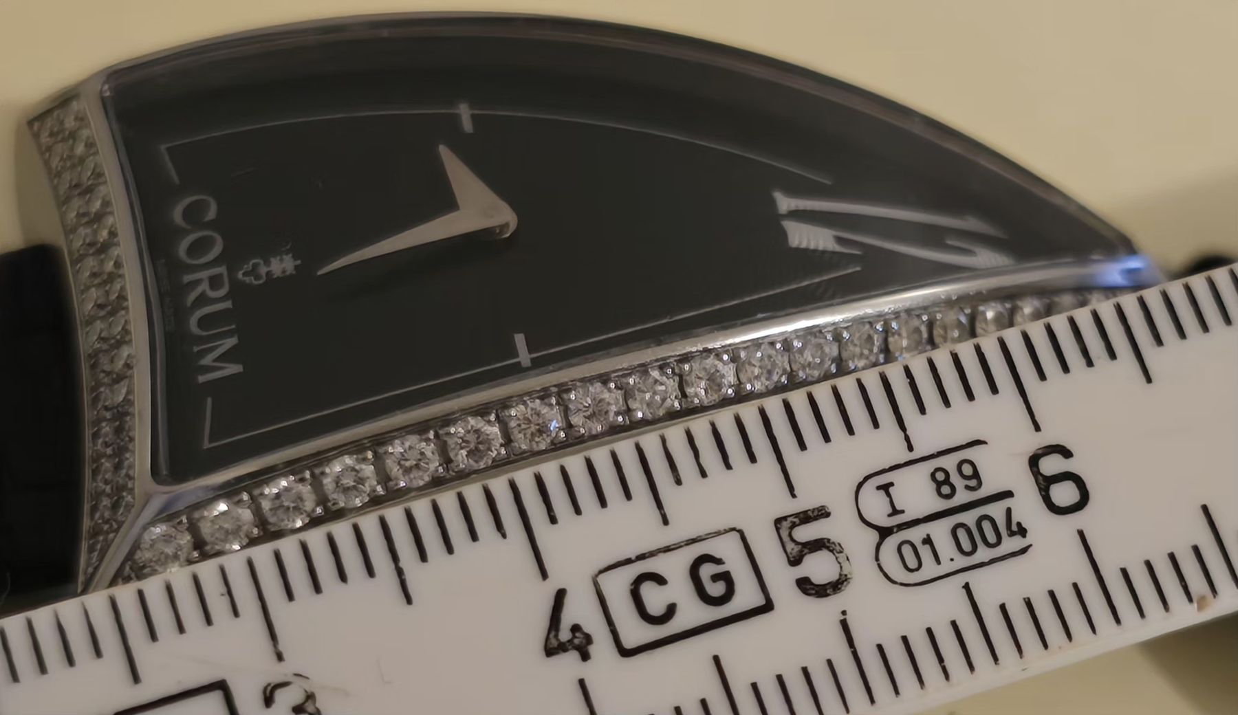 Corum Orologi: Montre Corum rocket 69 diamants ! – Usato da Grand-Lancy venduto da Montre-Swiss 9